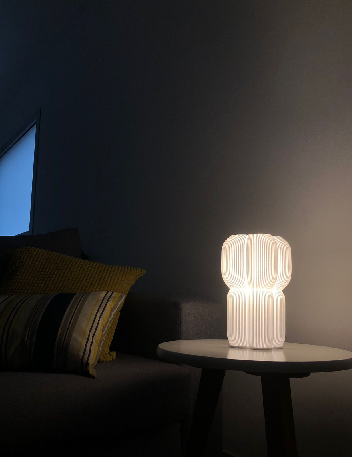 CARIBE TABLE LAMP